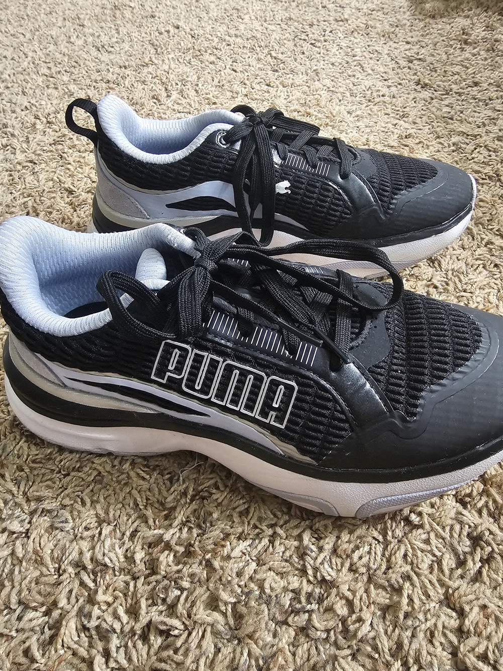 Puma Black and White Mesh Running Shoes